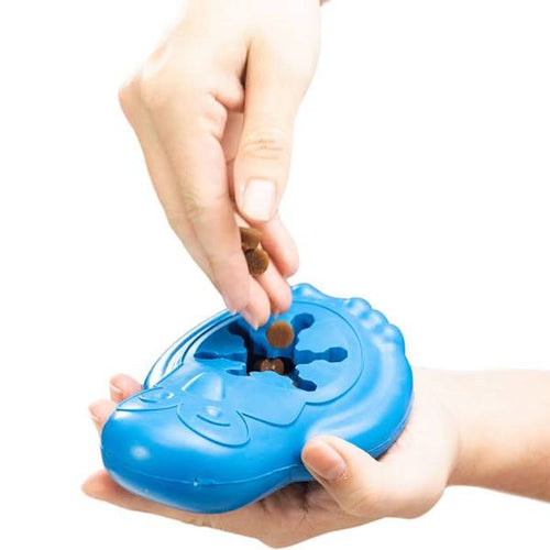 PetSafe Chilly Penguin Freezable Treat Holding Dog Toy Medium/Large
