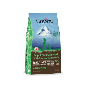 First Mate Cage Free Duck Meal & Blueberries Formula for cats